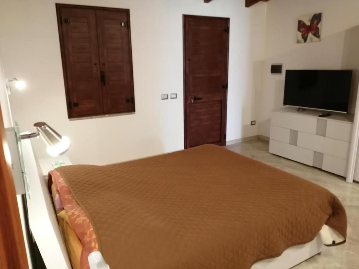 Il Frutteto Bed & Breakfast Torre delle Stelle Exterior photo